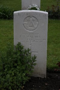 Guards Cemetery Windy Corner Cuinchy - Malsher, F J
