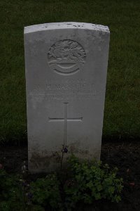 Guards Cemetery Windy Corner Cuinchy - Mansfield, W H