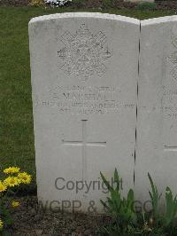 Guards Cemetery Windy Corner Cuinchy - Marshall, A