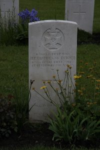 Guards Cemetery Windy Corner Cuinchy - McDonald, Alexander Stewart
