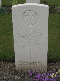 Guards Cemetery Windy Corner Cuinchy - McFarlane, John