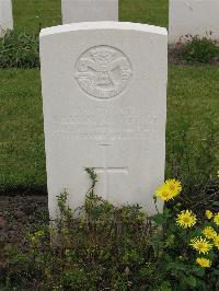 Guards Cemetery Windy Corner Cuinchy - McGeorge, William