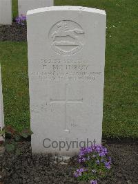Guards Cemetery Windy Corner Cuinchy - McInroy, E