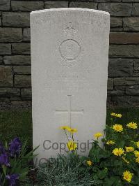 Guards Cemetery Windy Corner Cuinchy - Merrick, G