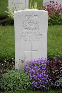 Guards Cemetery Windy Corner Cuinchy - Mortimer, W R