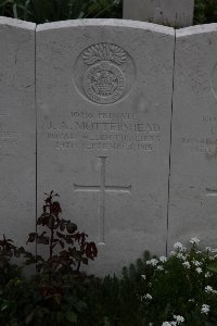 Guards Cemetery Windy Corner Cuinchy - Mottershead, J A
