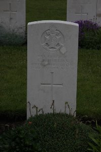 Guards Cemetery Windy Corner Cuinchy - Mullins, Arthur Ernest