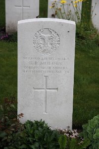 Guards Cemetery Windy Corner Cuinchy - Mulock, E R