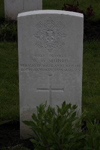 Guards Cemetery Windy Corner Cuinchy - Munro, William Donald