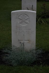 Guards Cemetery Windy Corner Cuinchy - Parslow, J H
