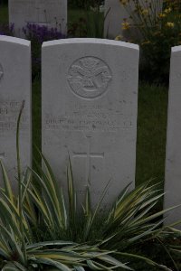Guards Cemetery Windy Corner Cuinchy - Passy, Logan Deare