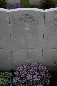 Guards Cemetery Windy Corner Cuinchy - Pearson, G A