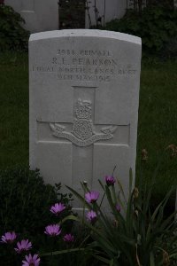 Guards Cemetery Windy Corner Cuinchy - Pearson, R E