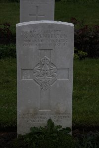 Guards Cemetery Windy Corner Cuinchy - Pemberton, G W