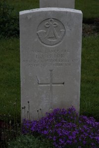 Guards Cemetery Windy Corner Cuinchy - Prior, F J