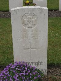 Guards Cemetery Windy Corner Cuinchy - Pye, J