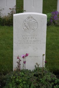 Guards Cemetery Windy Corner Cuinchy - Rea, V T T