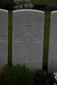 Guards Cemetery Windy Corner Cuinchy - Rodney, Reginald John