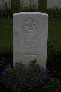 Guards Cemetery Windy Corner Cuinchy - Romilly, Arthur Hovell