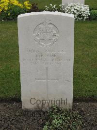 Guards Cemetery Windy Corner Cuinchy - Rouse, B