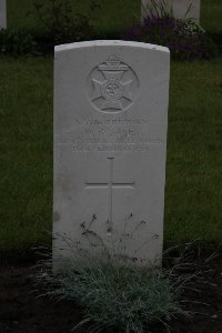 Guards Cemetery Windy Corner Cuinchy - Sales, W R