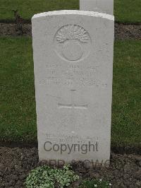 Guards Cemetery Windy Corner Cuinchy - Seewald, F