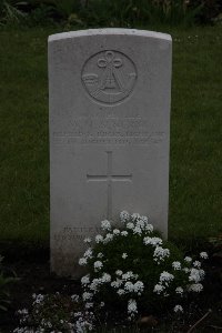 Guards Cemetery Windy Corner Cuinchy - Severne, William Herbert