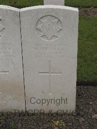 Guards Cemetery Windy Corner Cuinchy - Sherlock, M