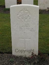 Guards Cemetery Windy Corner Cuinchy - Skipper, J