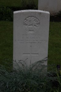 Guards Cemetery Windy Corner Cuinchy - Smith, F W