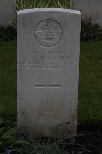 Guards Cemetery Windy Corner Cuinchy - Stock, E D