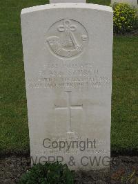 Guards Cemetery Windy Corner Cuinchy - Sturch, Frank