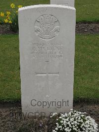 Guards Cemetery Windy Corner Cuinchy - Sullivan, C