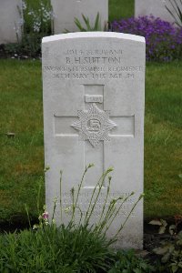Guards Cemetery Windy Corner Cuinchy - Sutton, B H