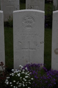Guards Cemetery Windy Corner Cuinchy - Taylor, R C