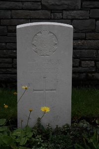 Guards Cemetery Windy Corner Cuinchy - Toner, T