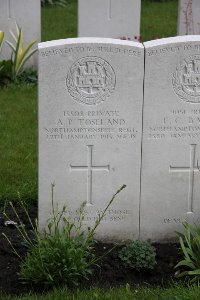 Guards Cemetery Windy Corner Cuinchy - Toseland, A R