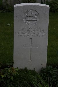 Guards Cemetery Windy Corner Cuinchy - Unsworth, Charles William