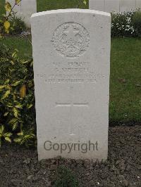 Guards Cemetery Windy Corner Cuinchy - Veitch, G