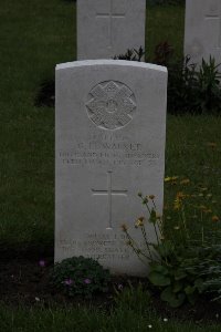 Guards Cemetery Windy Corner Cuinchy - Walker, Gavin Henry