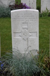 Guards Cemetery Windy Corner Cuinchy - Whiteing, George William