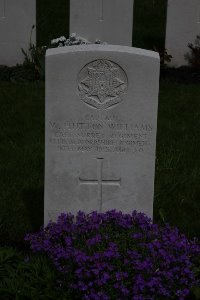 Guards Cemetery Windy Corner Cuinchy - Williams, William Hutton
