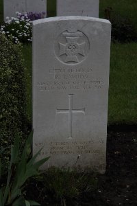 Guards Cemetery Windy Corner Cuinchy - Woon, Robert Thomas