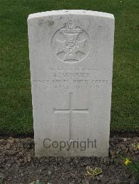 Guards Cemetery Windy Corner Cuinchy - Wyatt, A