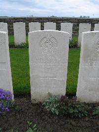 Solferino Farm Cemetery - White, W C H