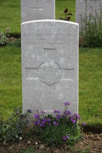 Hermies Hill British Cemetery - Dundas, Henry Lancaster Nevill