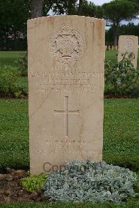 Arezzo War Cemetery - Calistan, Charles Vivian