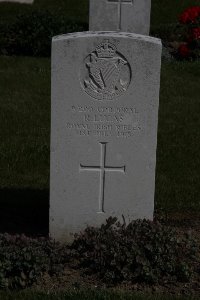 Bertenacre Military Cemetery Fletre - Lucas, Robert