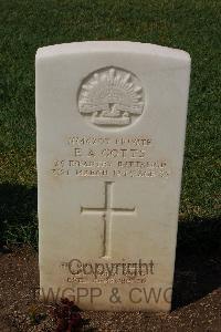 Port Moresby (Bomana) War Cemetery - Gotts, Eric Aubrey