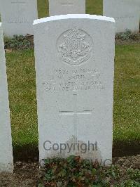 Wulverghem-Lindenhoek Road Military Cemetery - Brinkley, J W
